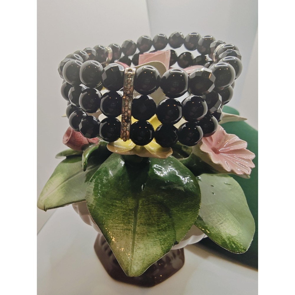 Vintage‎ Sterling Silver Genuine Onyx stretchy bracelet. RARE